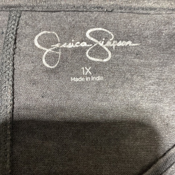 Jessica Simpson t-shirt - Picture 5 of 7